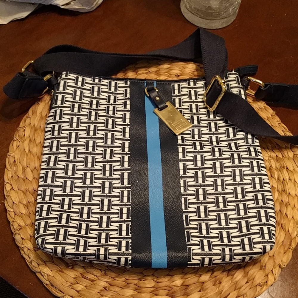 Logo swing bag